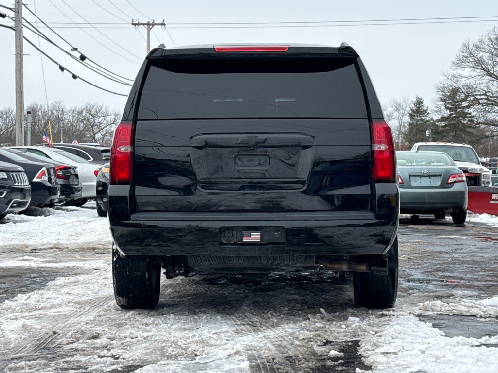 2017 Chevrolet Tahoe Image 4