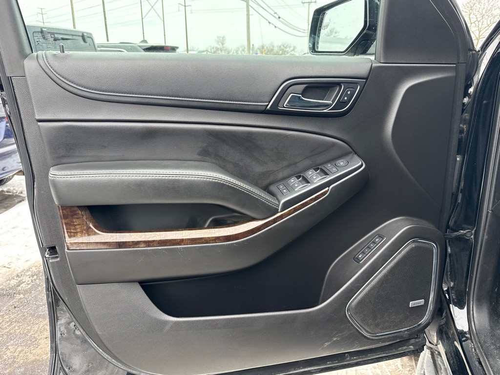 2017 Chevrolet Tahoe Image 24