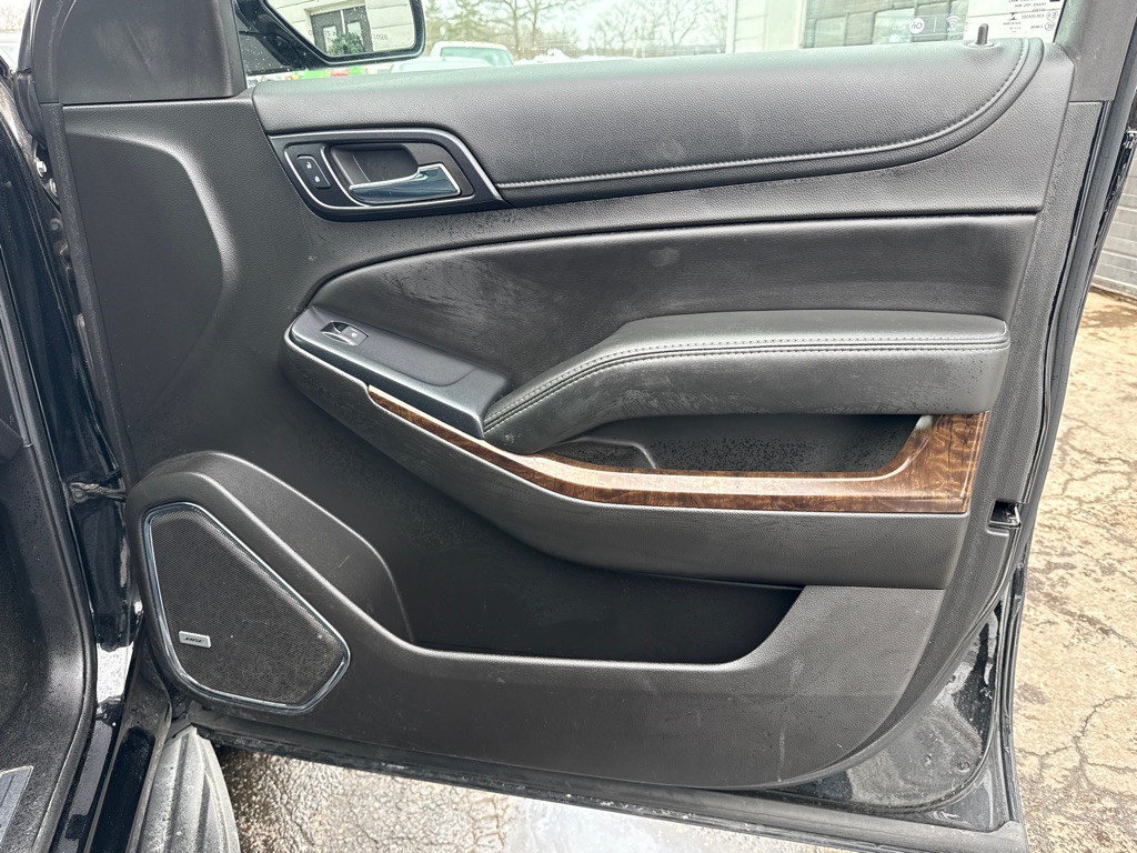 2017 Chevrolet Tahoe Image 25