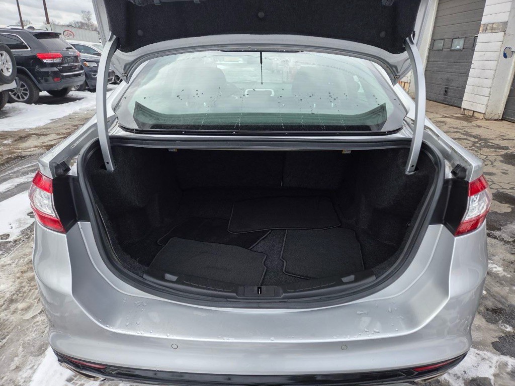 2015 Ford Fusion Image 22