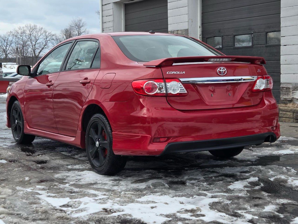 2012 Toyota Corolla Image 3