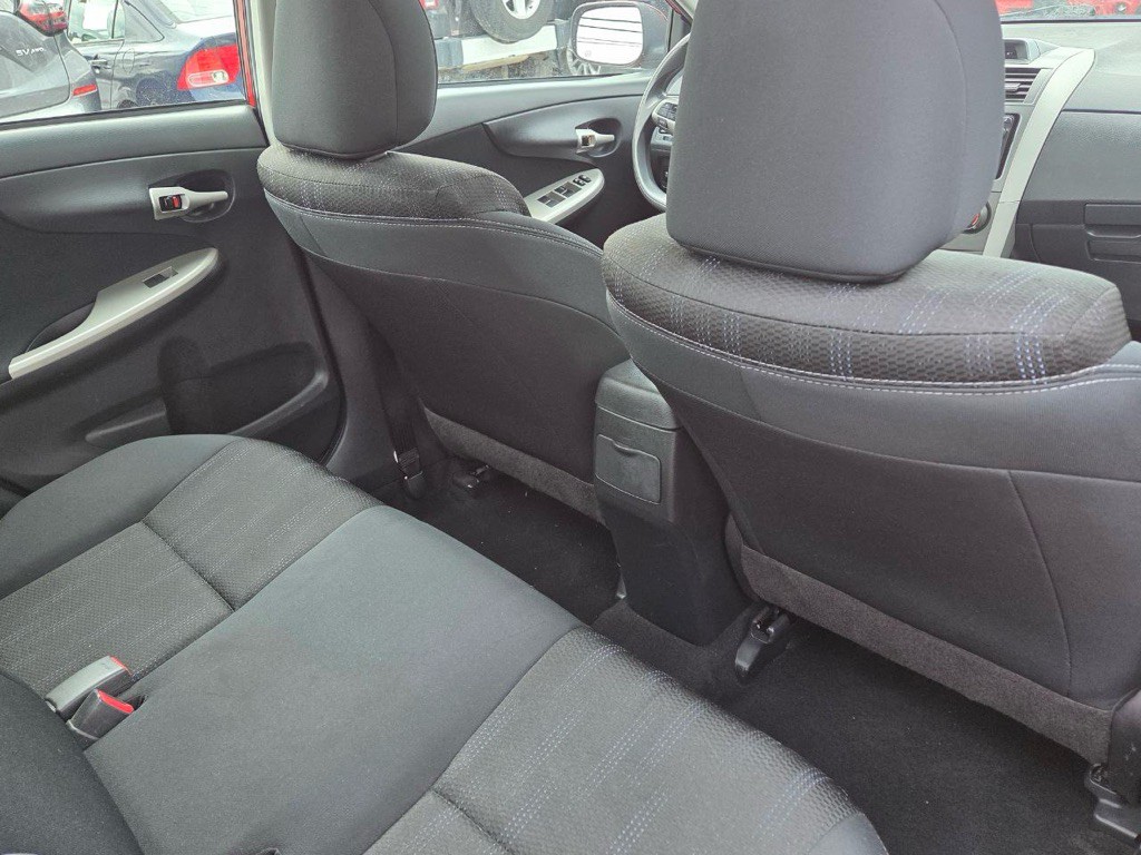 2012 Toyota Corolla Image 10