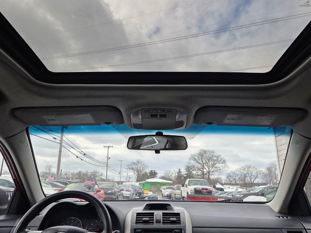 2012 Toyota Corolla Image 17