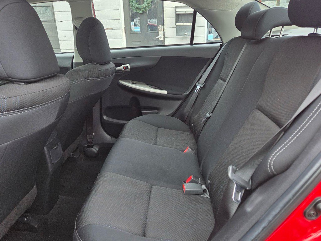 2012 Toyota Corolla Image 21