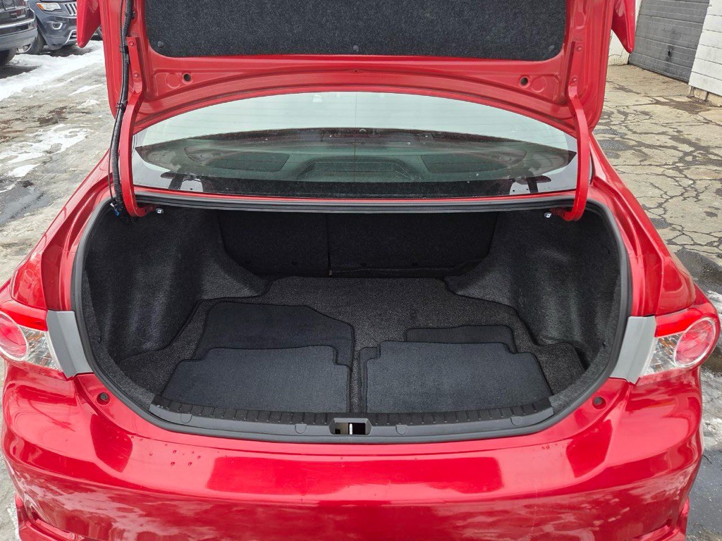 2012 Toyota Corolla Image 25