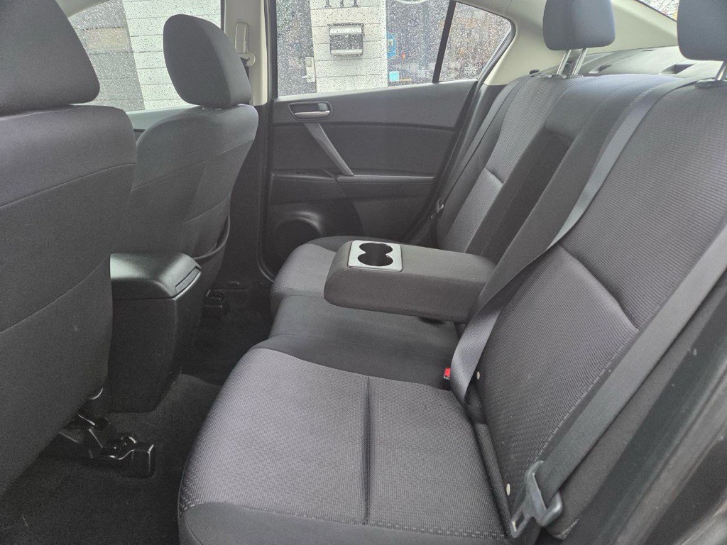 2010 Mazda Mazda3 Image 12