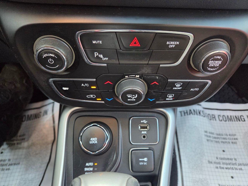 2018 Jeep Compass Image 18