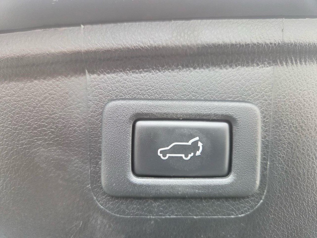 2018 Subaru Outback Image 17