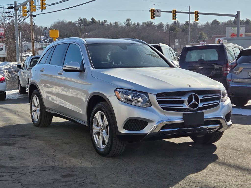 2017 Mercedes-Benz GLC-Class Image 7