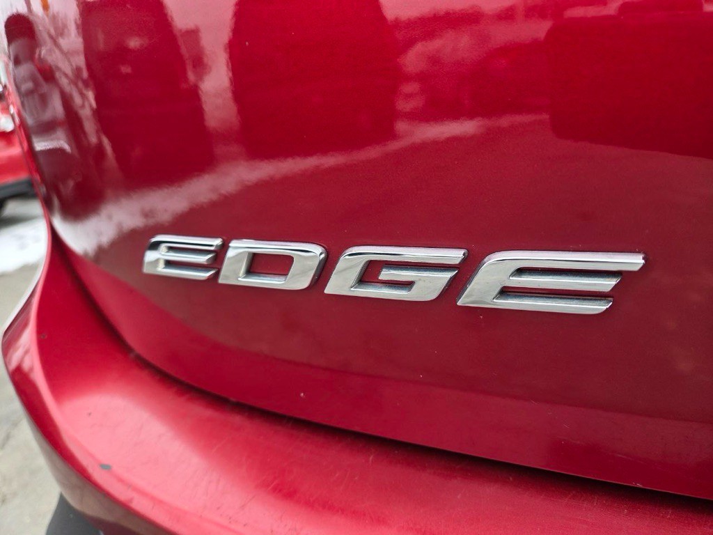 2016 Ford Edge Image 15