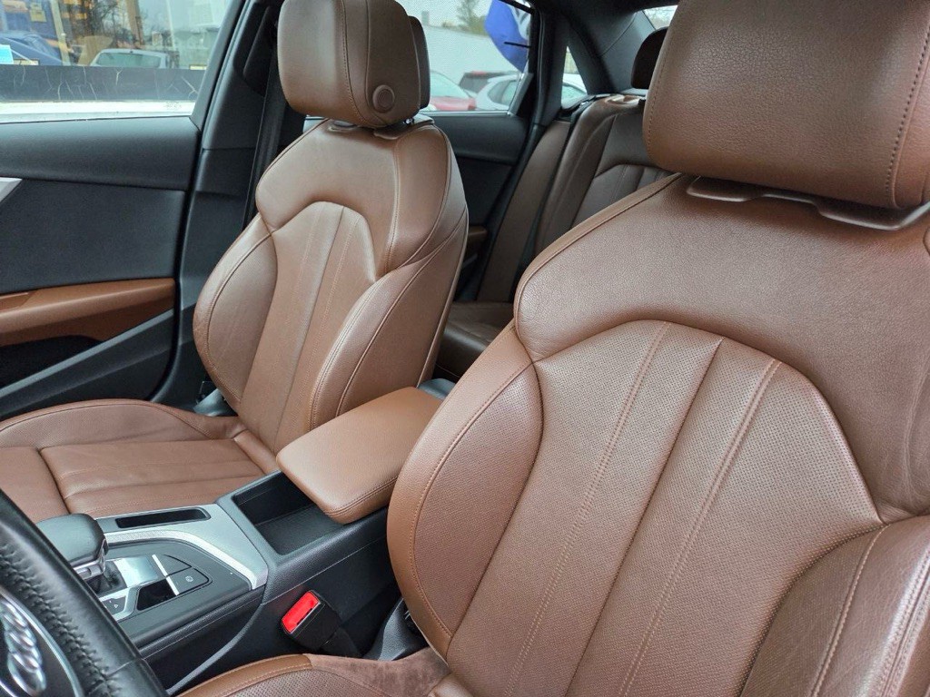 2017 Audi A4 Image 13