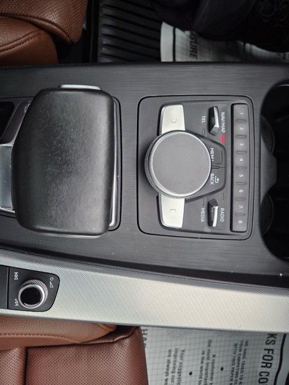 2017 Audi A4 Image 21