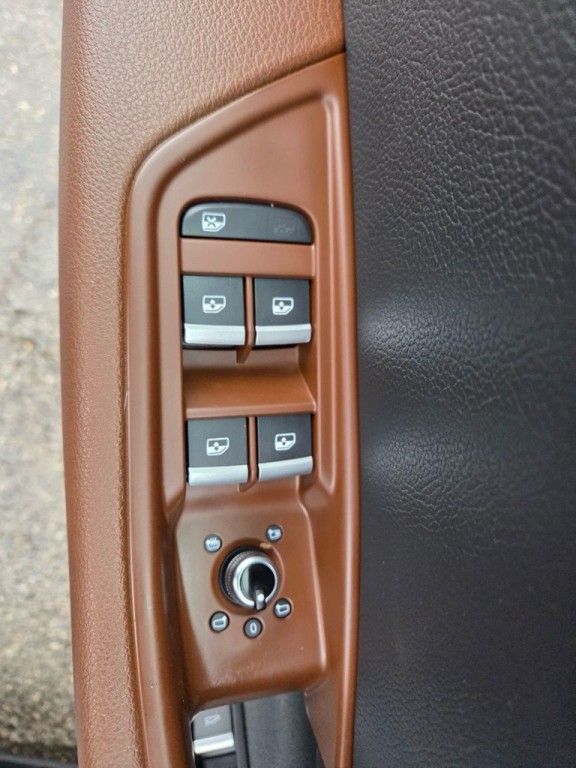 2017 Audi A4 Image 33