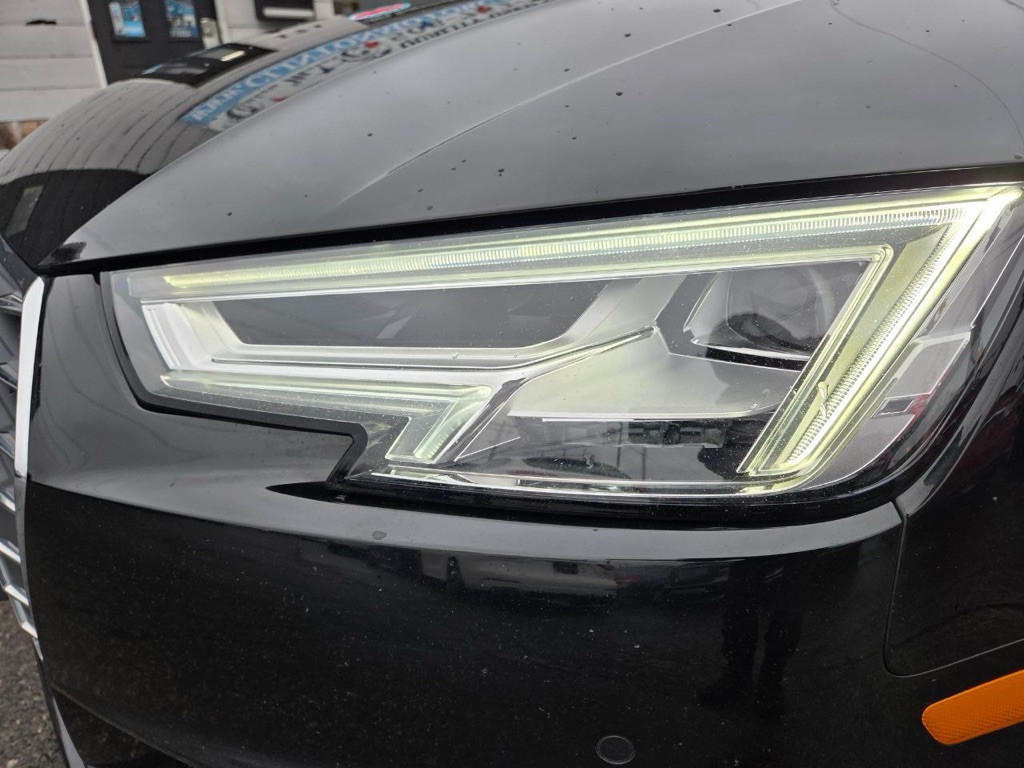 2017 Audi A4 Image 37