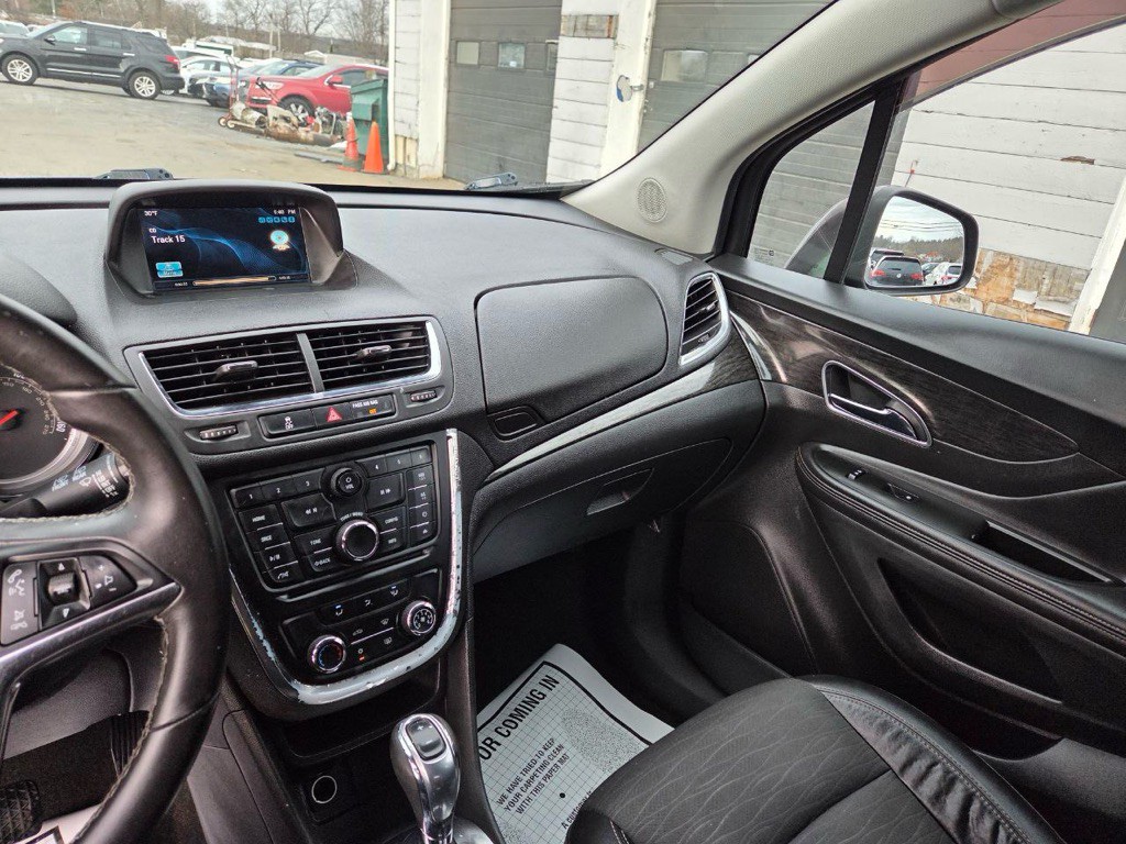 2016 Buick Enclave Image 16