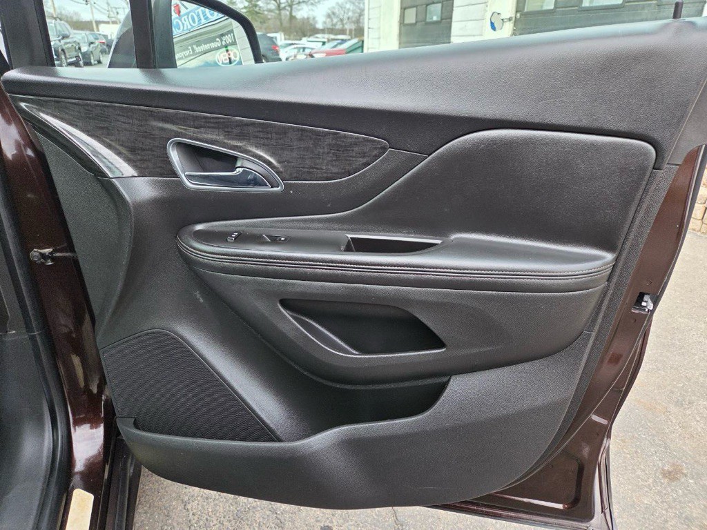 2016 Buick Enclave Image 25
