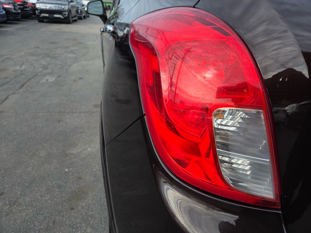 2016 Buick Enclave Image 28