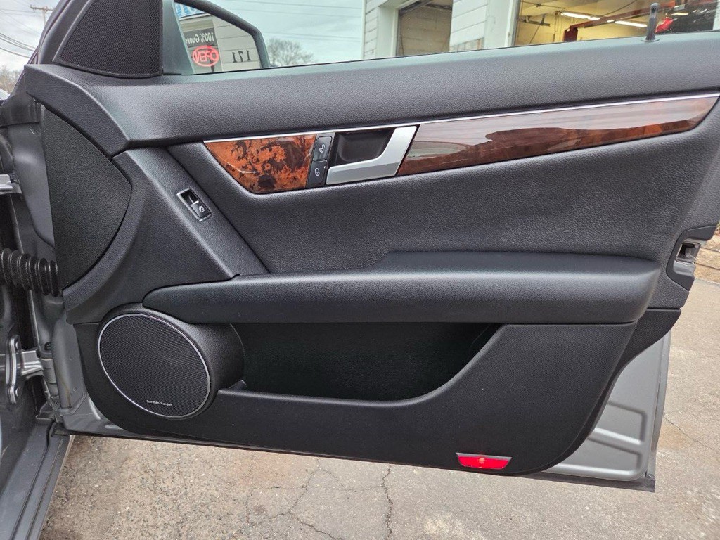 2013 Mercedes-Benz C-Class Image 19