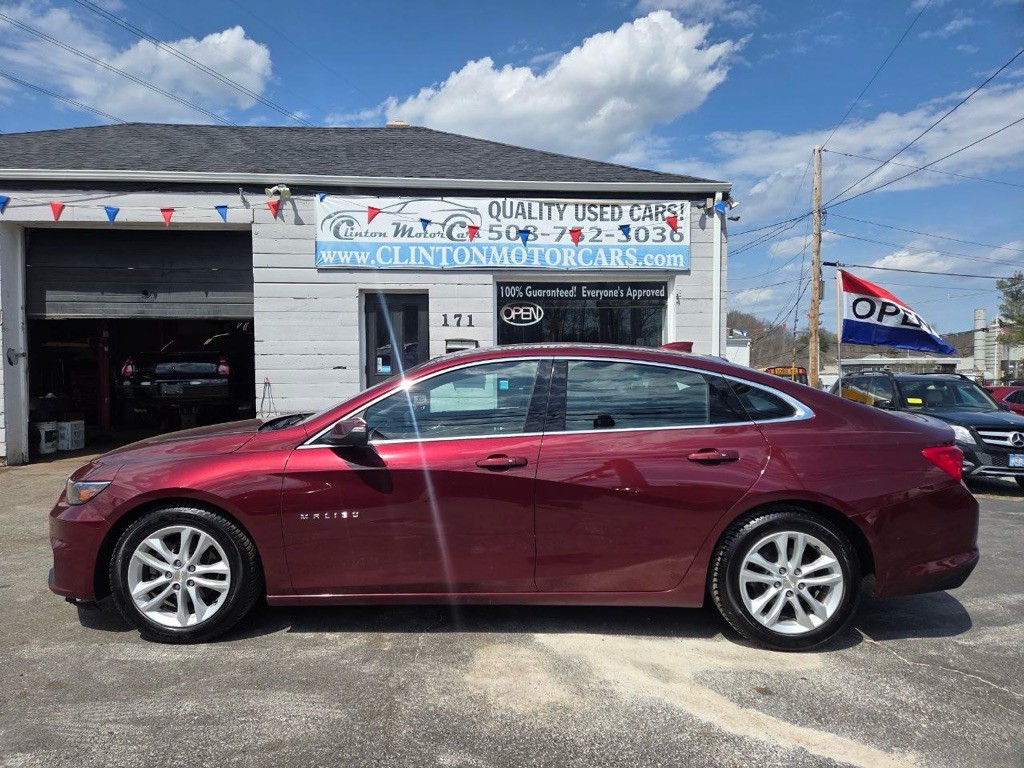 2016 Chevrolet Malibu Image 2