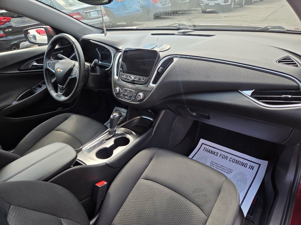 2016 Chevrolet Malibu Image 15