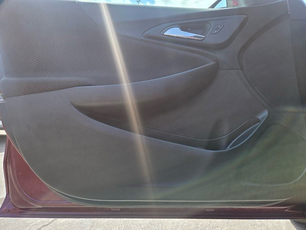 2016 Chevrolet Malibu Image 22