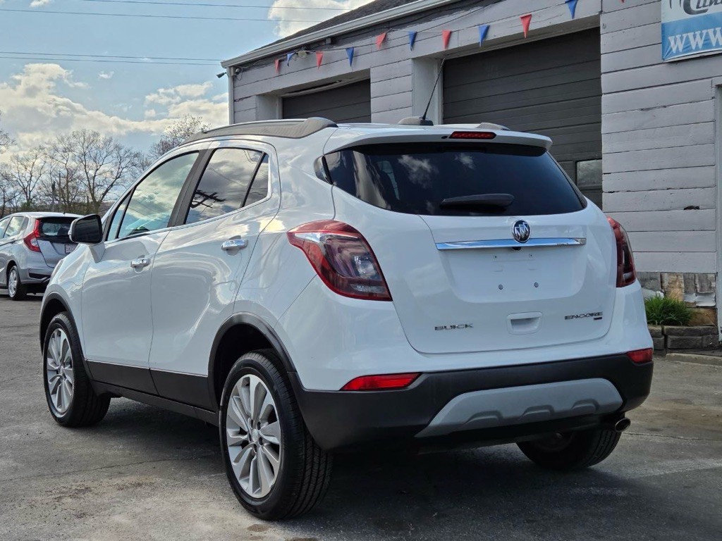 2017 Buick Enclave Image 3