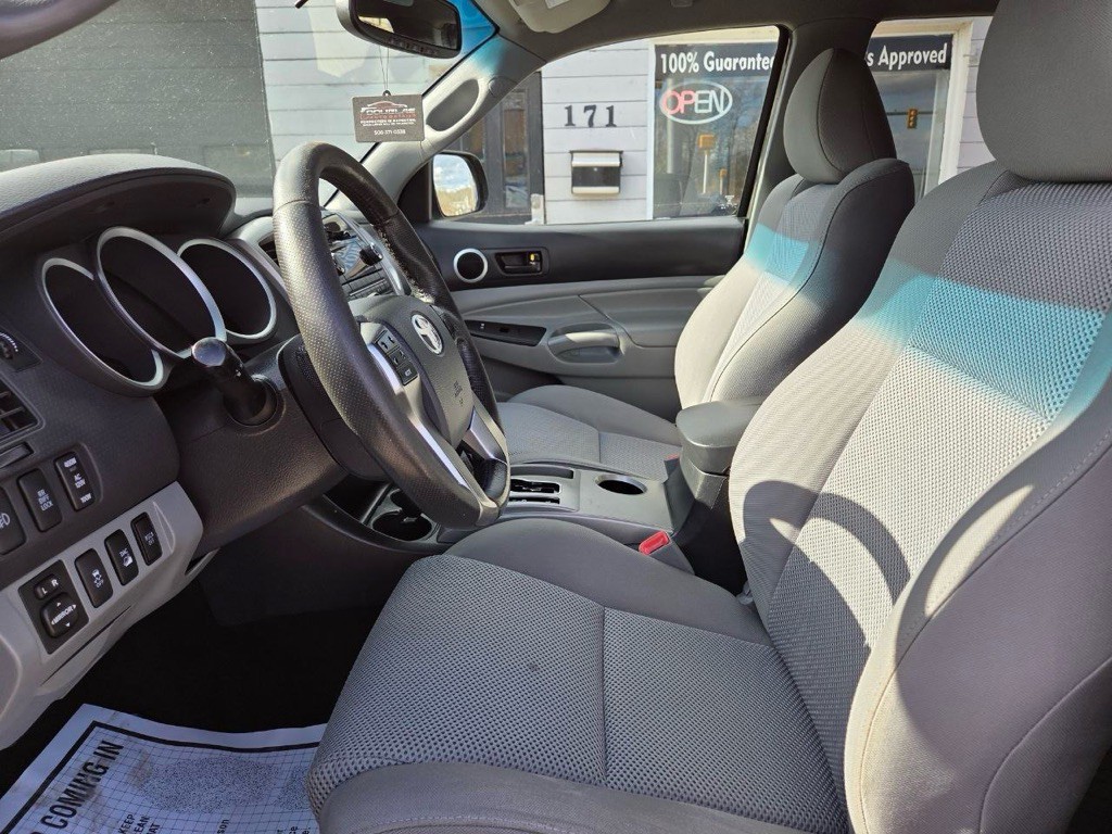 2012 Toyota Tacoma Image 10