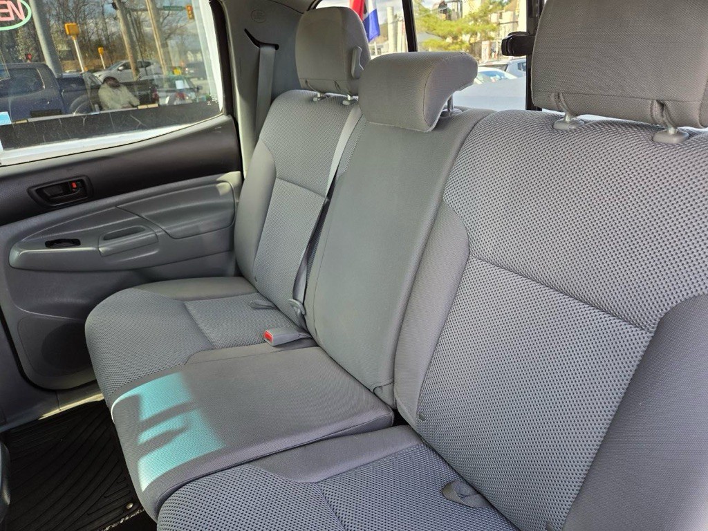 2012 Toyota Tacoma Image 11