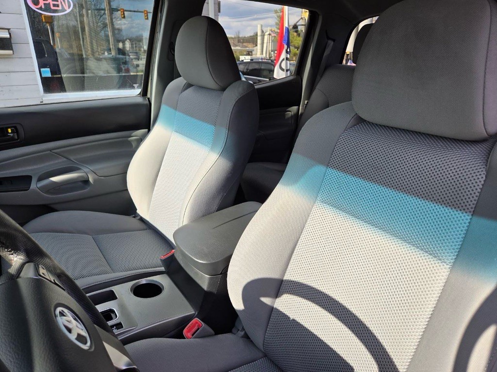 2012 Toyota Tacoma Image 13