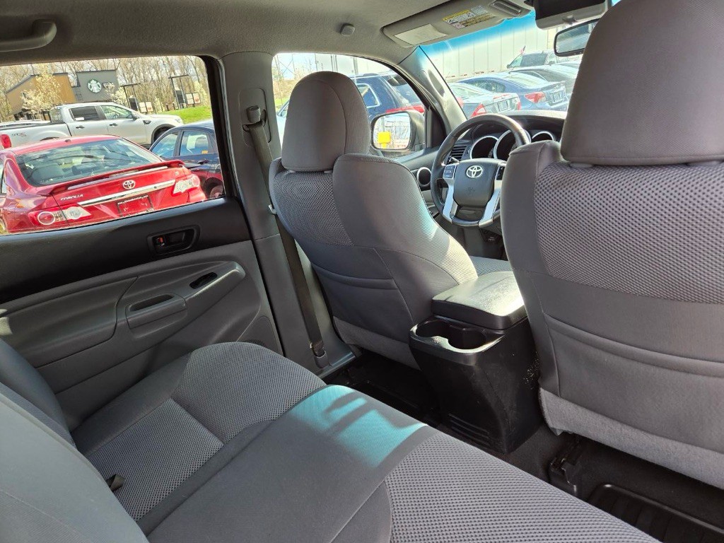 2012 Toyota Tacoma Image 14