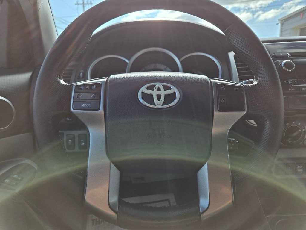 2012 Toyota Tacoma Image 19
