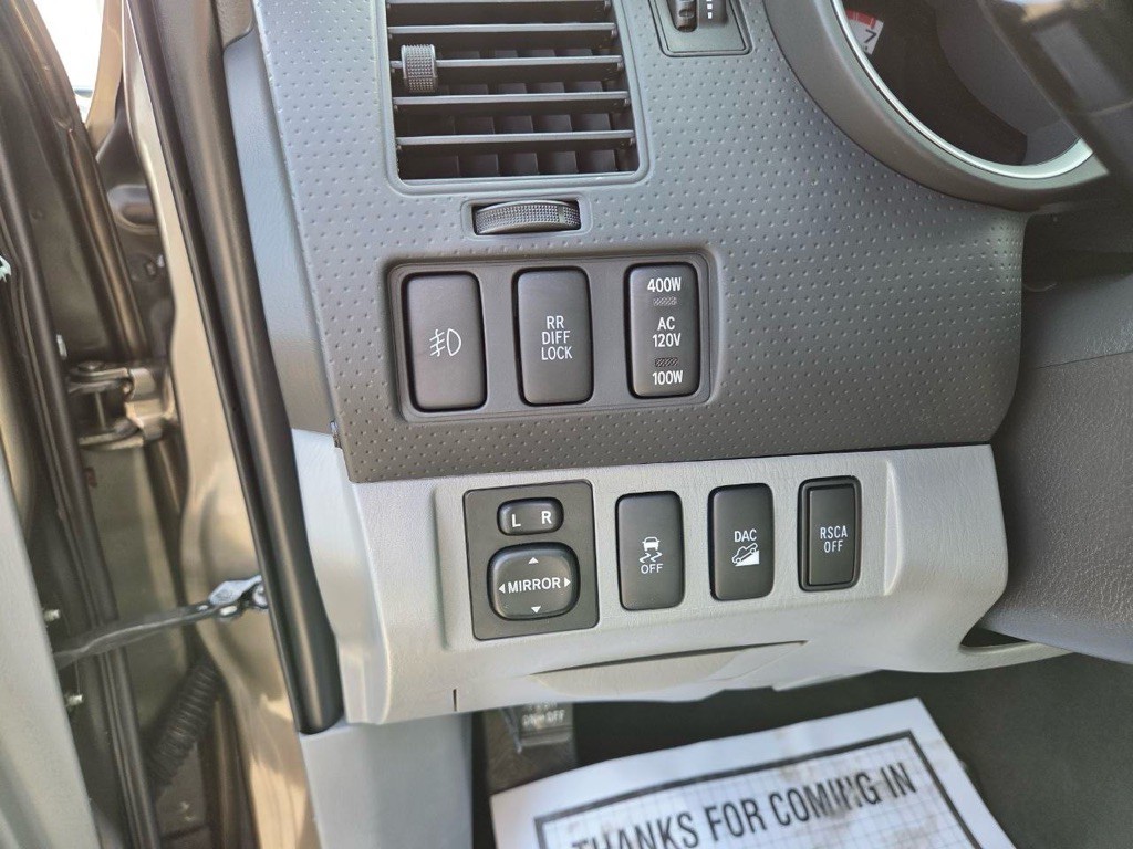 2012 Toyota Tacoma Image 24