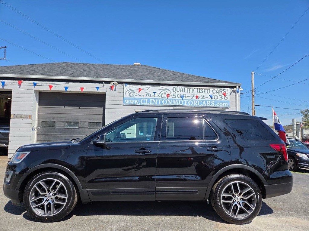 2016 Ford Explorer Image 2
