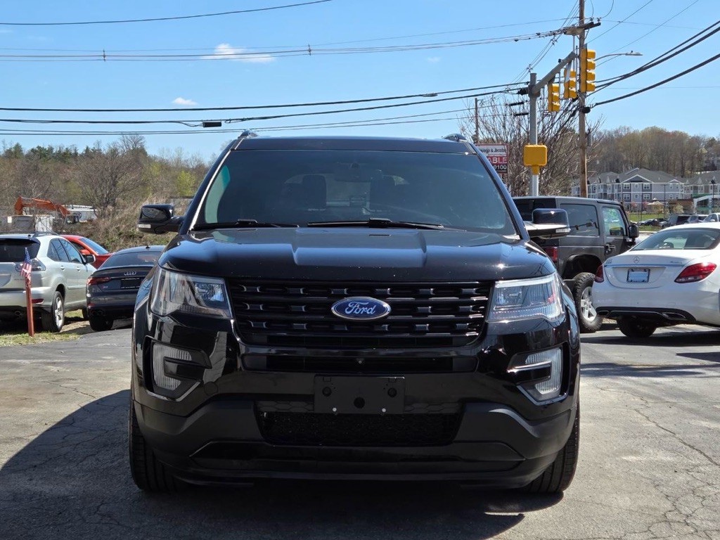 2016 Ford Explorer Image 8
