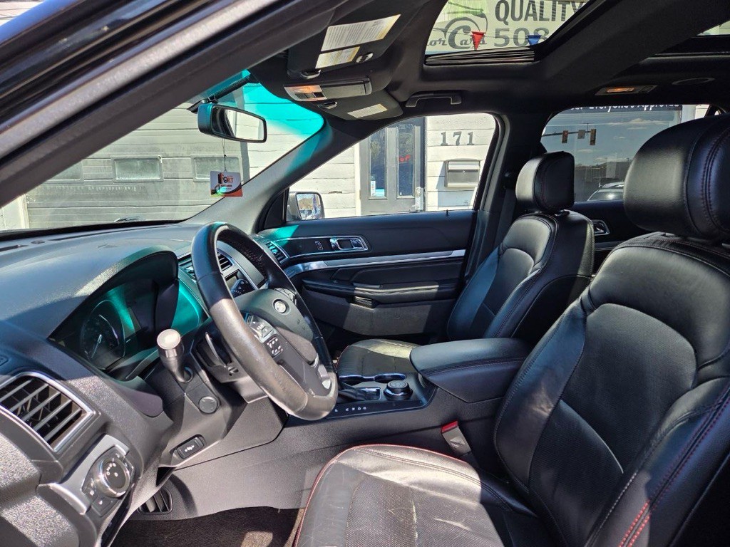 2016 Ford Explorer Image 10