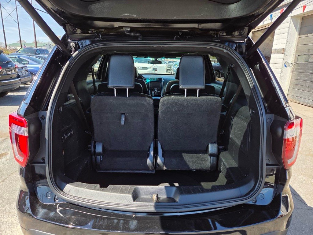2016 Ford Explorer Image 15