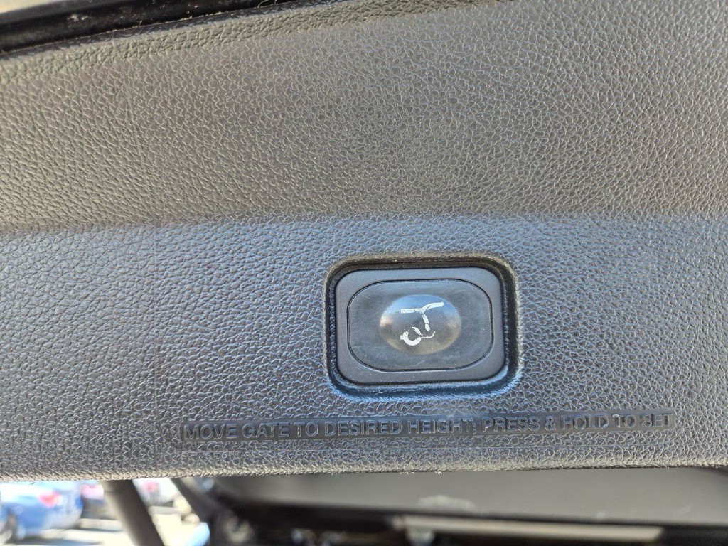 2016 Ford Explorer Image 27