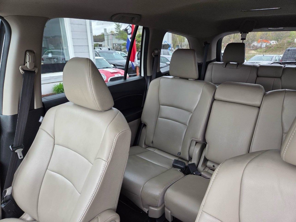 2016 Honda Pilot Image 12