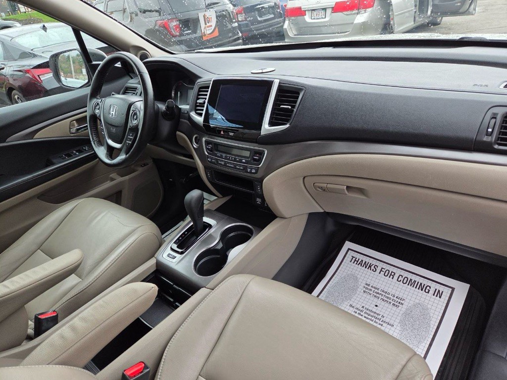 2016 Honda Pilot Image 17