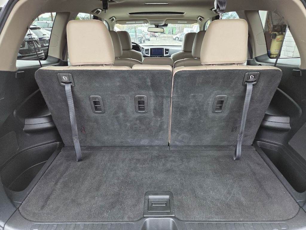 2016 Honda Pilot Image 24