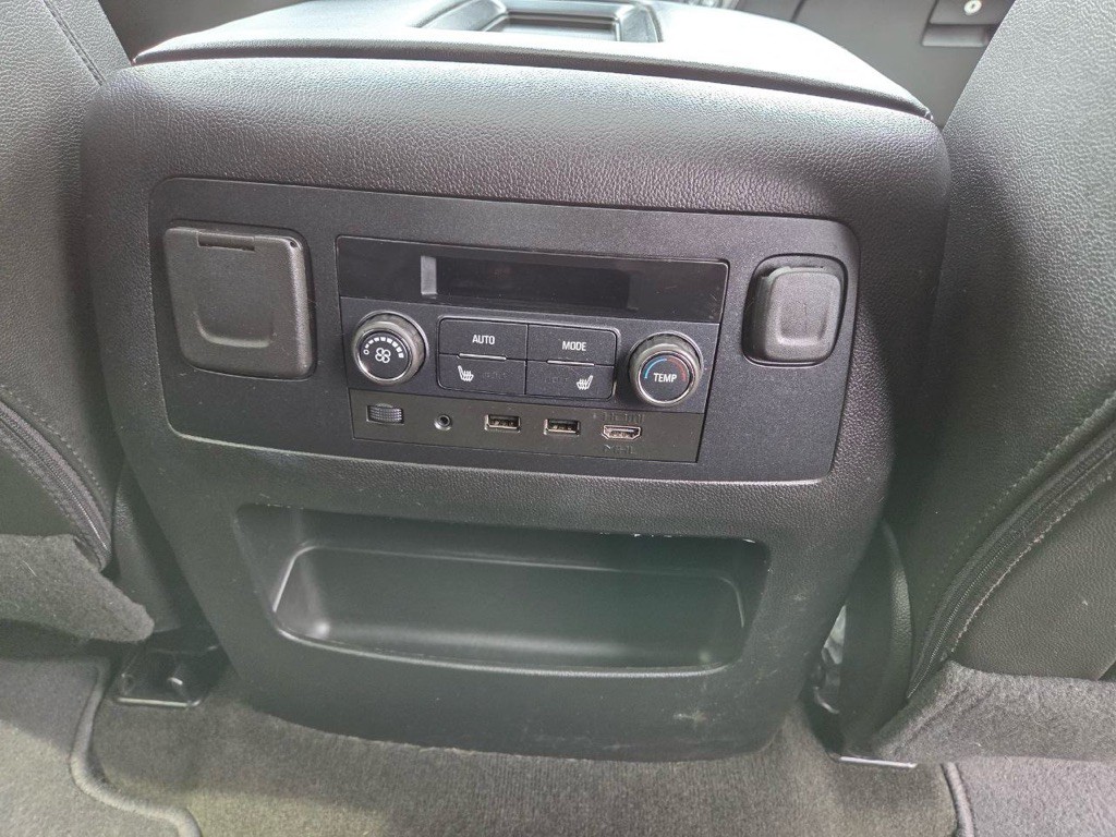 2018 GMC Yukon Image 25