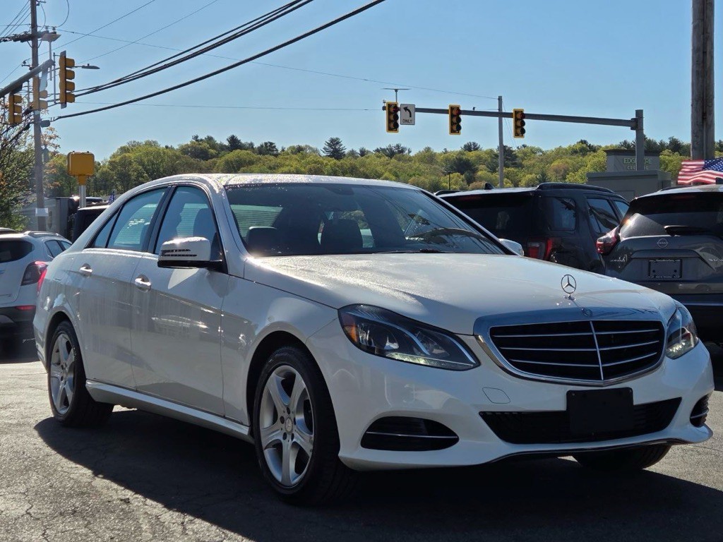 2015 Mercedes-Benz E-Class Image 7