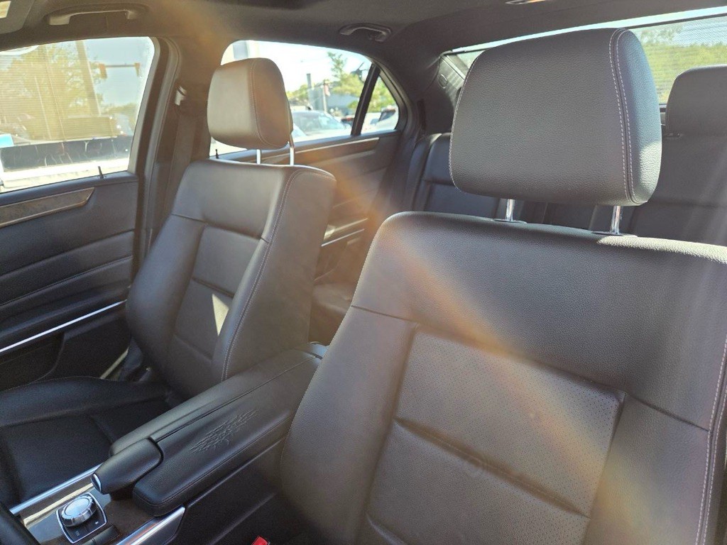 2015 Mercedes-Benz E-Class Image 12