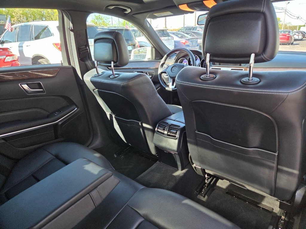 2015 Mercedes-Benz E-Class Image 15