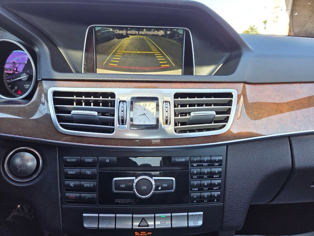 2015 Mercedes-Benz E-Class Image 19