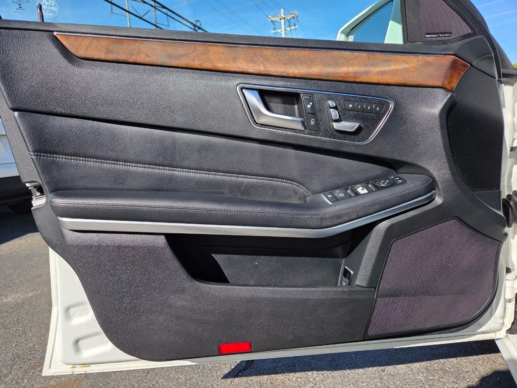 2015 Mercedes-Benz E-Class Image 28
