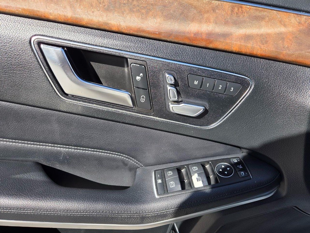 2015 Mercedes-Benz E-Class Image 29