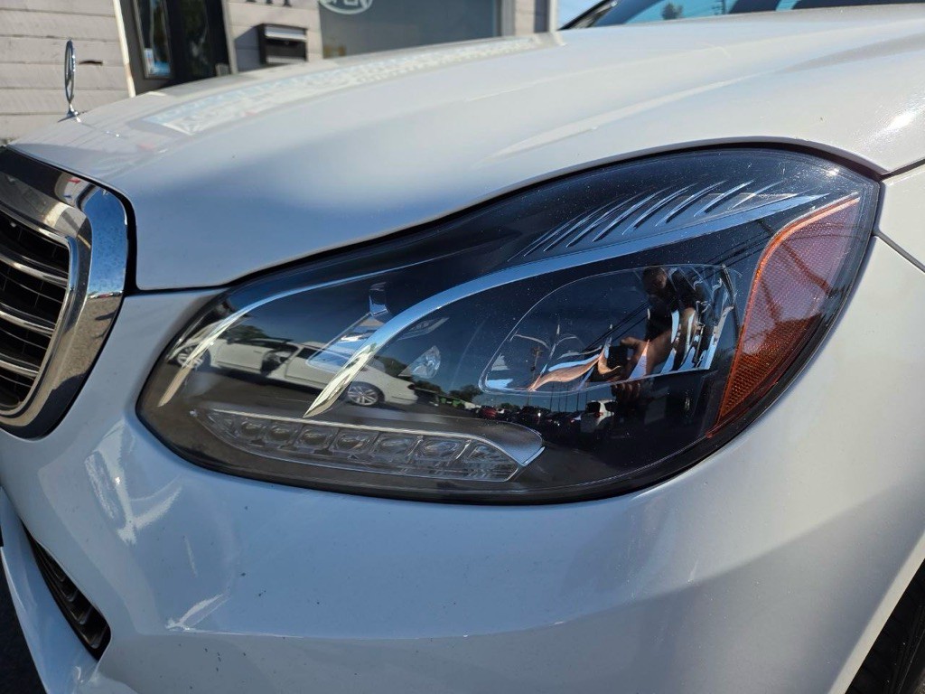 2015 Mercedes-Benz E-Class Image 32