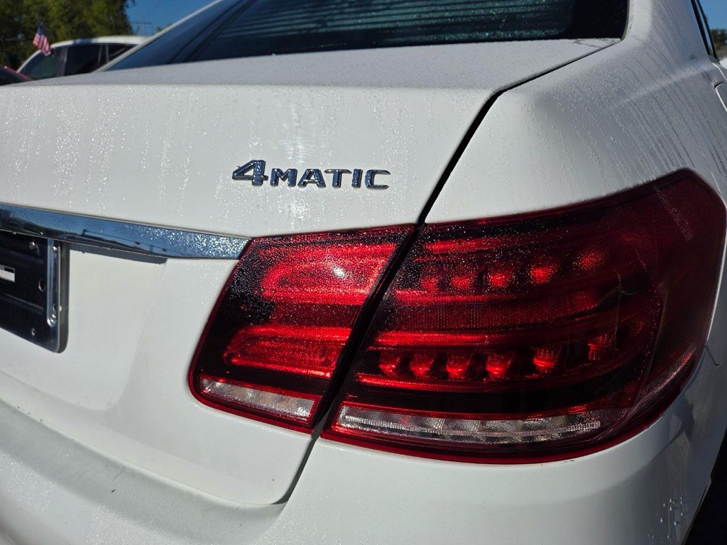 2015 Mercedes-Benz E-Class Image 34
