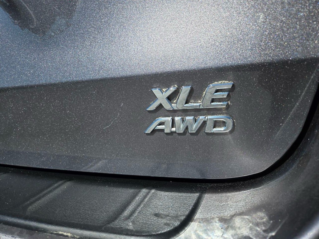 2017 Toyota Sienna Image 33